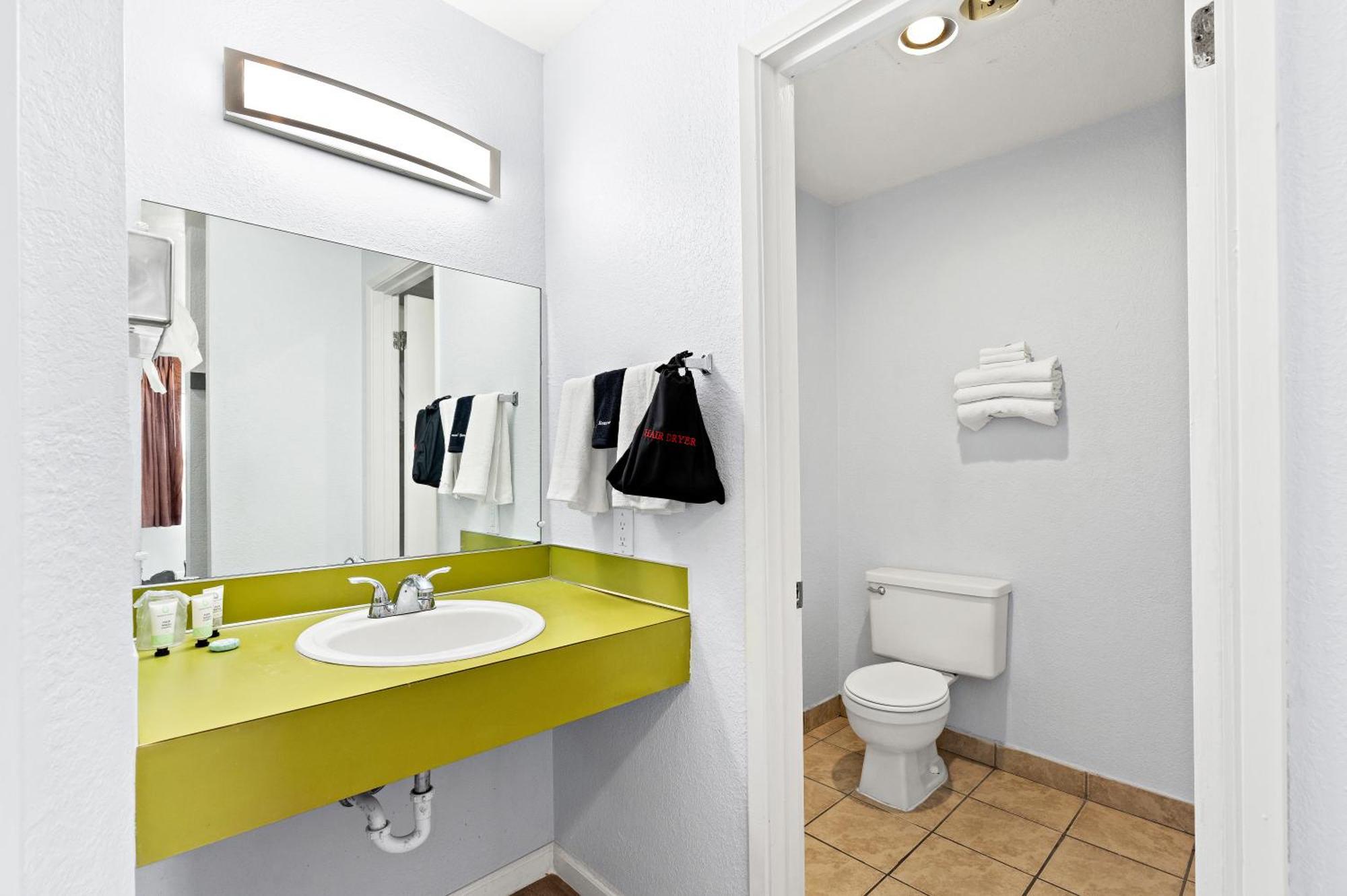 Motel Red Lion &